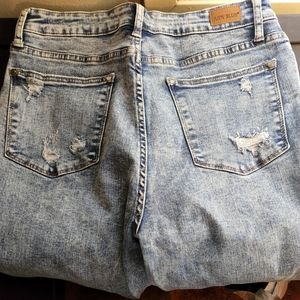 Judy Blue Distressed Jeans